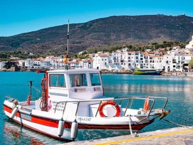 bord de mer cadaques espagne été