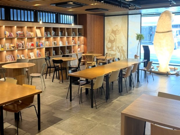 Hall refectoire auberge de jeunesse japon