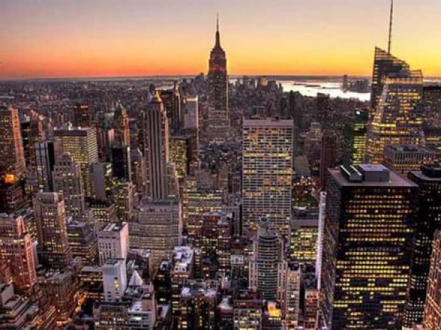 Vue sur New York et son coucher de soleil en colo de vacances