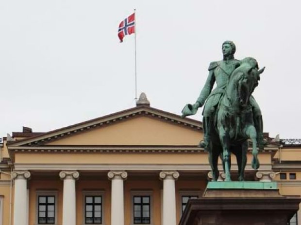 Vue d'un bâtiment en Norvège, observé lors d'une colo en itinérance dans les pays nordiques