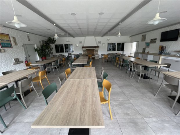 Grande salle centre de colonie de vacances