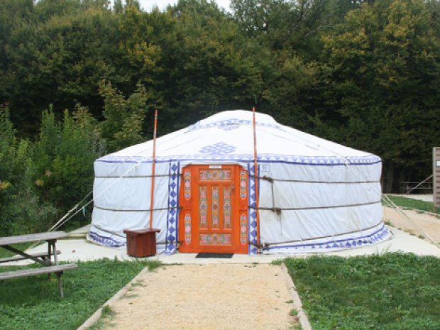 Yourte mongole hébergement colonie