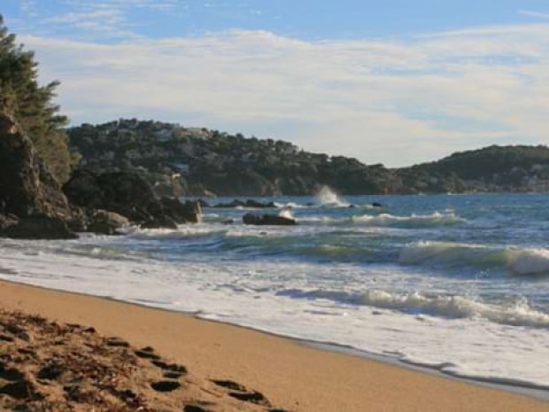 Plage du Var visitée pendant la colonie de vacances 