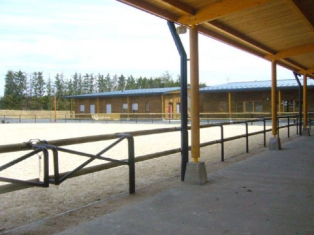 Centre d'équitation du complexe de Choumouroux