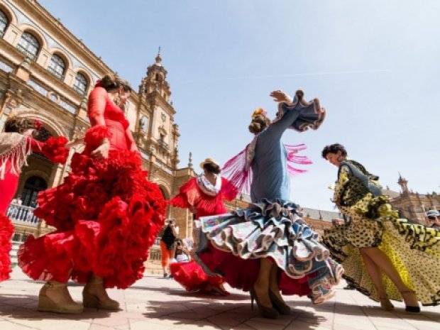 Danseuses de Flemenco dans les rues de Séville
