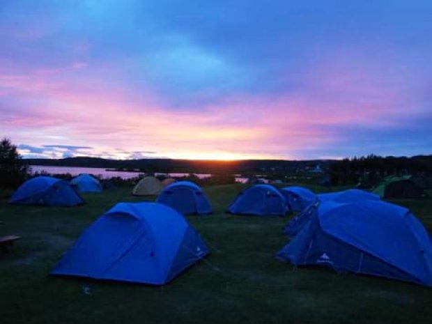 Bivouac en Islande pendant la colonie de vacances