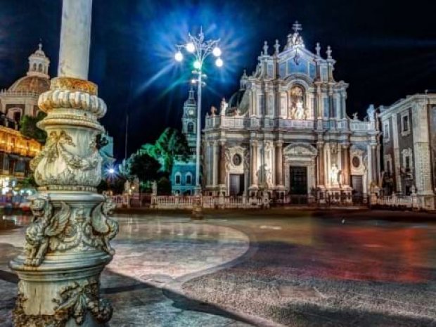 Cathédral de Catane en Italie visité durant la colonie de vacances